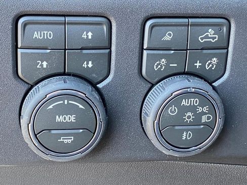 New 2026 Chevrolet Silverado 1500 LT Trail Boss w/ Safety Package image 16