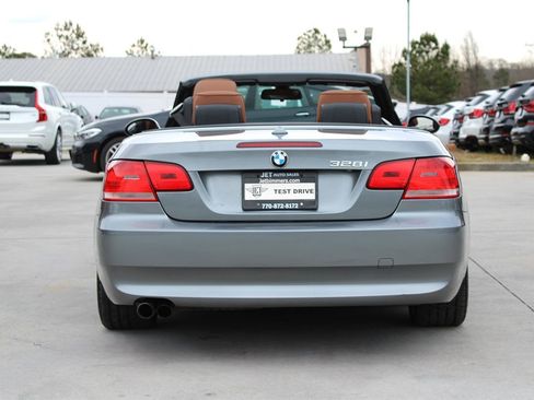 Used 2008 BMW 328i Convertible image 9