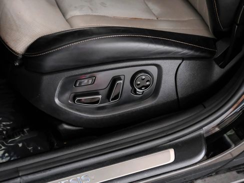 Used 2019 Genesis G80 3.3T Sport RWD image 31