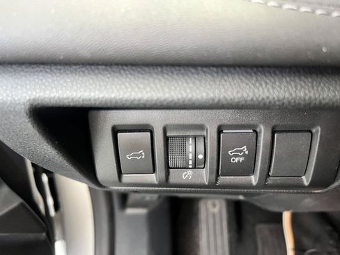 Used 2020 Subaru Outback Touring XT AWD/4WD image 37