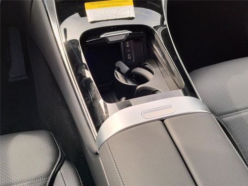 New 2025 Mercedes-Benz GLC 300 image 20