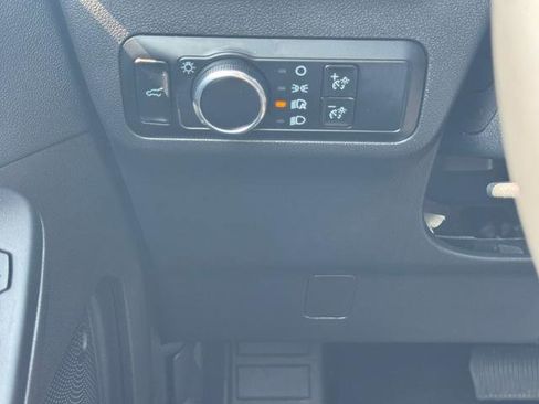 Certified 2024 Ford Escape Active AWD/4WD image 23