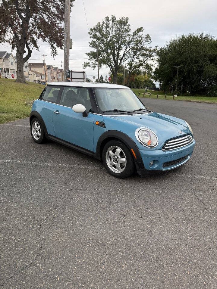 Used 2009 MINI Cooper Hardtop w/ Premium Pkg FWD image 9