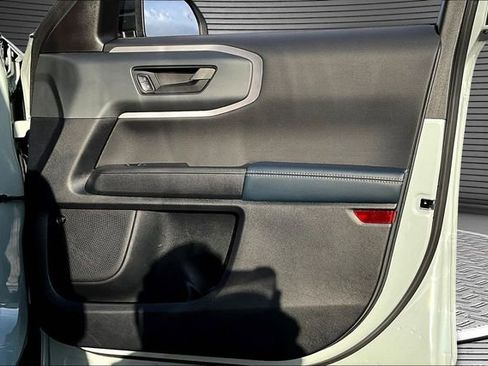 Used 2024 Ford Bronco Sport Outer Banks w/ Tech Package image 28