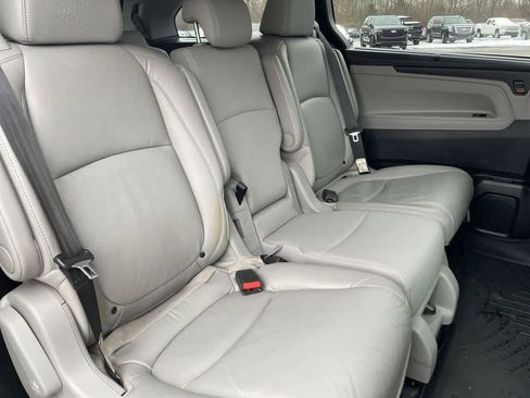 Used 2019 Honda Odyssey EX-L image 15