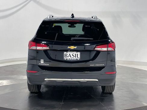 Used 2024 Chevrolet Equinox Premier image 12