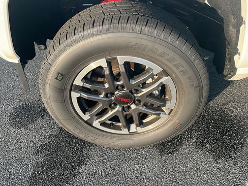 New 2026 Toyota Tacoma TRD Sport AWD/4WD image 33