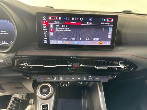 Certified 2024 Dodge Hornet R/T Plus w/ Track Pack AWD/4WD image 31