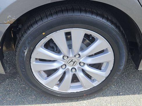 Used 2011 Honda Accord EX image 9