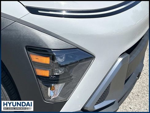 New 2027 Hyundai Kona SEL Sport FWD image 10