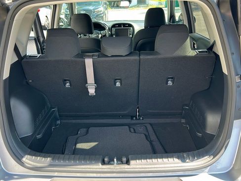 Used 2023 Kia Soul LX image 13