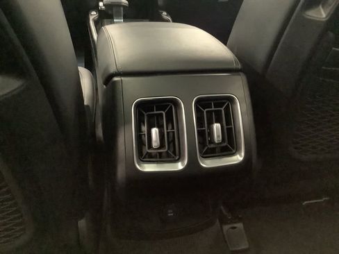 Used 2025 Kia Sorento S w/ Panoramic Sunroof Package AWD/4WD image 13