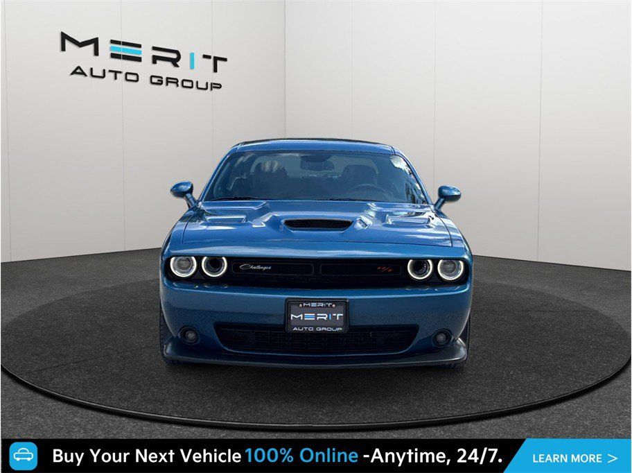 Used 2021 Dodge Challenger R/T Scat Pack RWD image 3