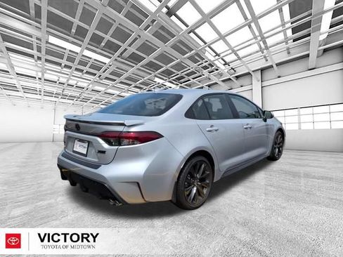 Used 2026 Toyota Corolla XSE FWD image 4