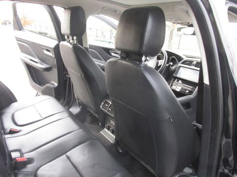 Used 2019 Jaguar F-PACE Premium image 50