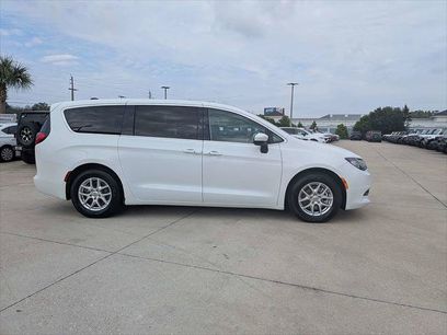 Certified 2022 Chrysler Voyager LX