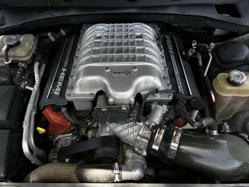 Used 2018 Dodge Charger SRT Hellcat RWD image 34