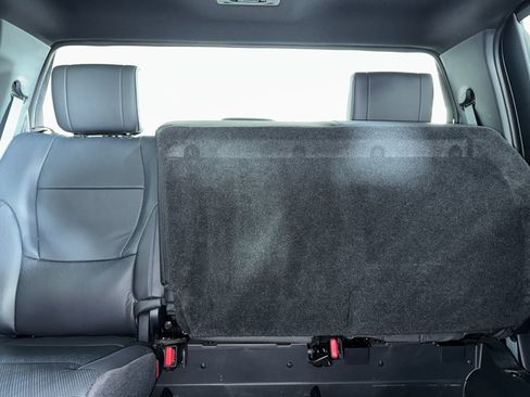 Used 2024 Toyota Tundra Platinum AWD/4WD image 5