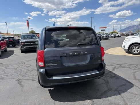 Used 2013 Dodge Grand Caravan SXT w/ Entertainment Group 1 FWD image 11