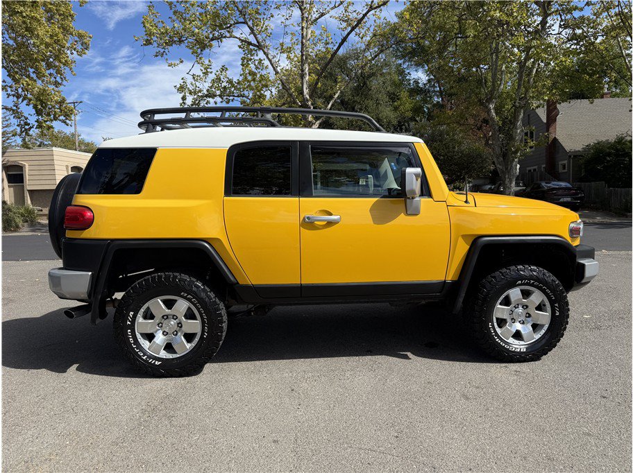 Used 2007 Toyota FJ Cruiser 4WD image 6