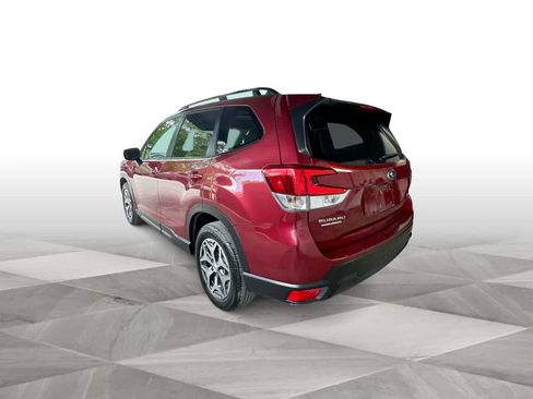 Used 2023 Subaru Forester Premium AWD/4WD image 6