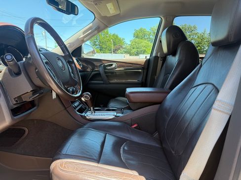 Used 2017 Buick Enclave Convenience FWD image 7