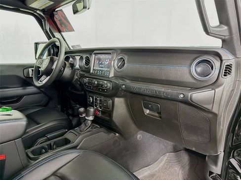 Used 2023 Jeep Wrangler Unlimited Rubicon 4xe w/ Cold Weather Group AWD/4WD image 30
