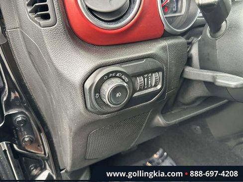 Used 2020 Jeep Wrangler Unlimited Rubicon w/ Dual Top Group image 18