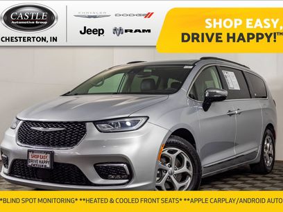 Used 2023 Chrysler Pacifica Limited