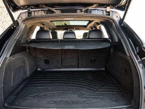 Used 2012 Porsche Cayenne Turbo AWD/4WD image 66