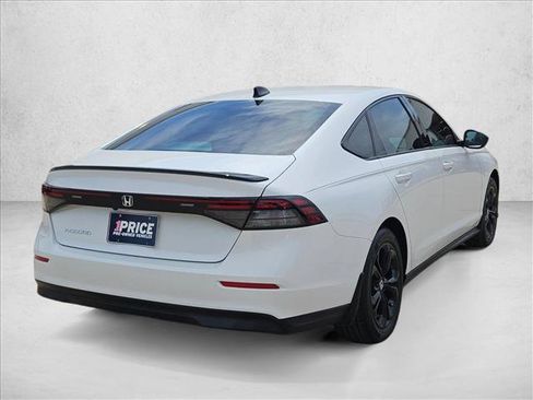 Used 2025 Honda Accord SE image 5