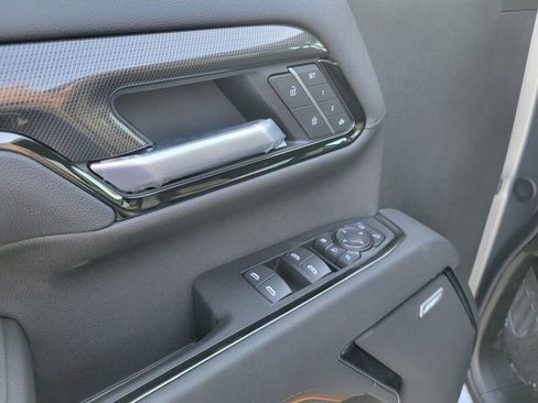 New 2026 GMC Sierra 2500 AT4 w/ AT4 Premium Plus Package image 12