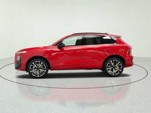 New 2026 Audi Q3 quattro 2.0T AWD/4WD image 8