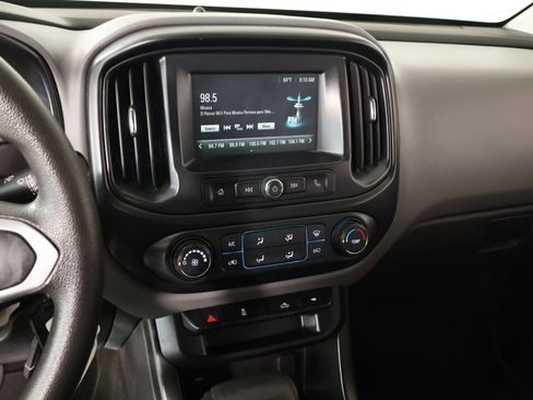 Used 2018 Chevrolet Colorado W/T w/ WT Convenience Package AWD/4WD image 5