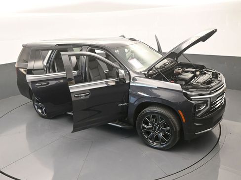 Used 2025 Chevrolet Tahoe LT image 75