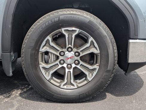 Used 2020 GMC Sierra 1500 SLE w/ SLE Value Package RWD image 11