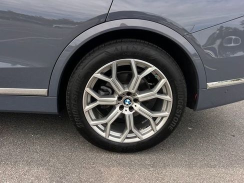 Used 2023 BMW X7 xDrive40i w/ Executive Package AWD/4WD image 52