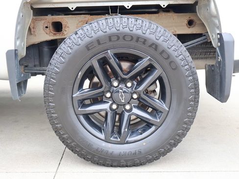 Certified 2021 Chevrolet Silverado 1500 LT Trail Boss AWD/4WD image 43