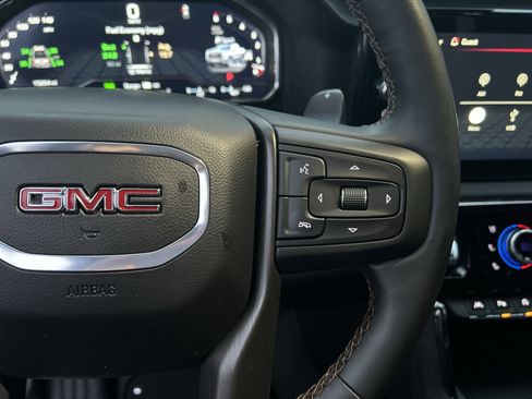 Used 2024 GMC Sierra 1500 AT4 image 19