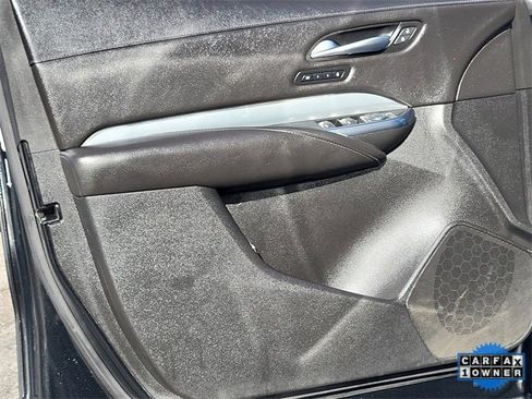 Used 2019 Cadillac XT4 Premium Luxury image 21