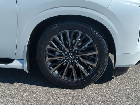 New 2026 INFINITI QX80 Autograph image 12