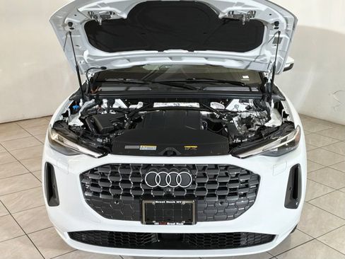 New 2025 Audi Q5 2.0T Premium image 15