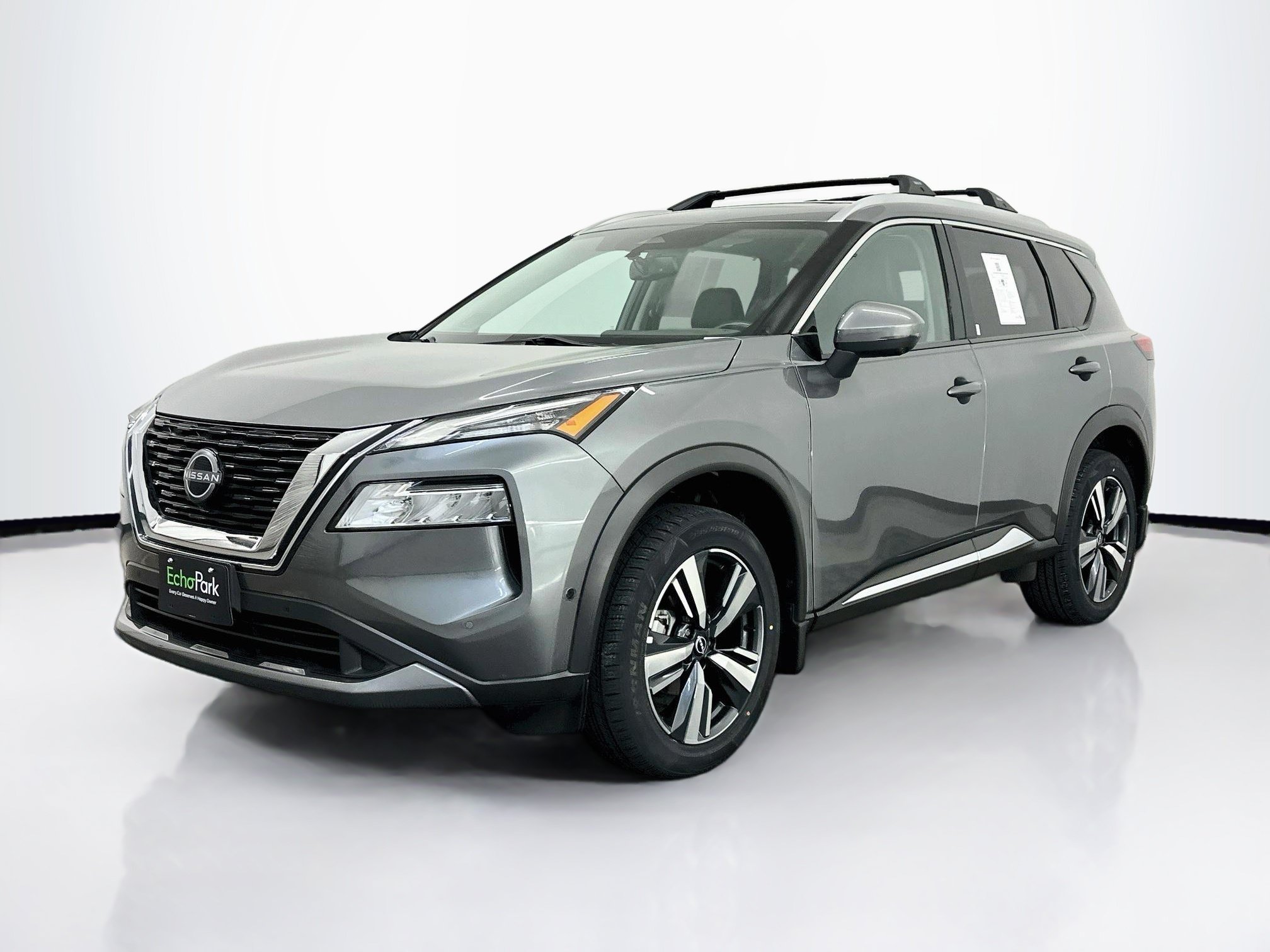 Used 2023 Nissan Rogue SL w/ SL Premium Package AWD/4WD image 3