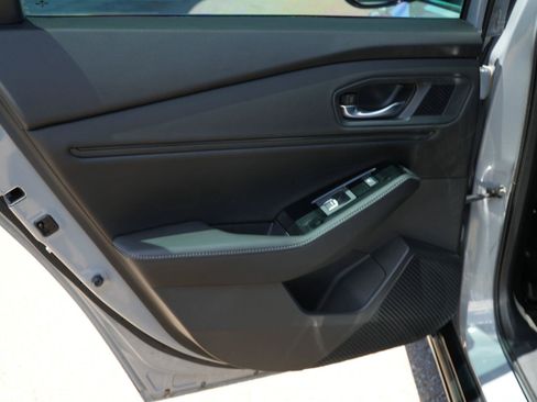 Used 2023 Honda Accord Touring image 18
