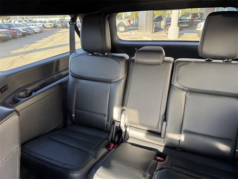 New 2025 Ford Expedition Max Platinum w/ Stealth Appearance Package image 12