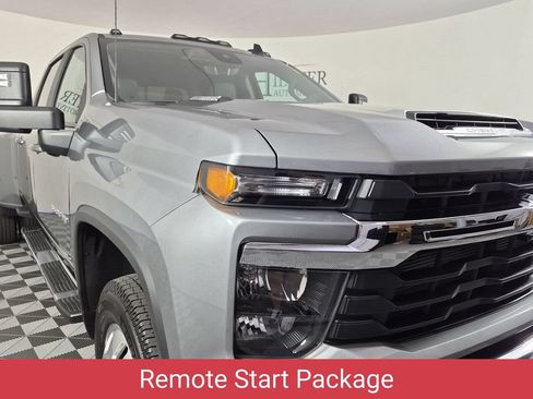 Certified 2026 Chevrolet Silverado 3500 LT w/ All Star Edition AWD/4WD image 11