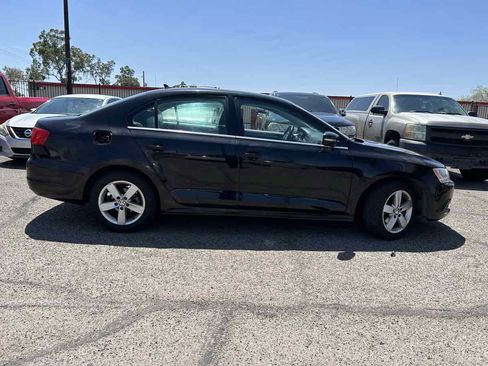 Used 2013 Volkswagen Jetta TDI FWD image 5