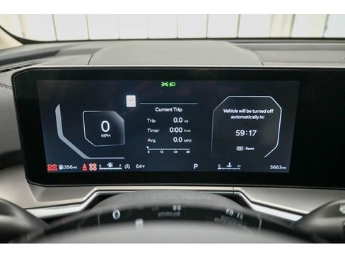 Certified 2025 Kia Sorento SX image 21