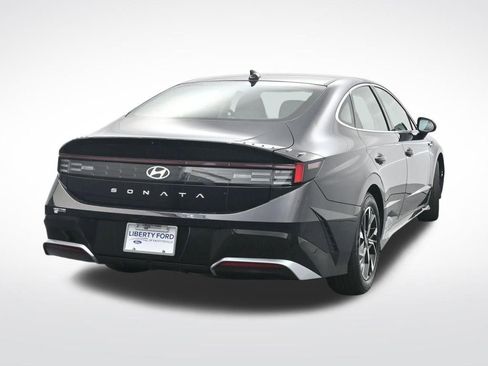Used 2025 Hyundai Sonata SEL FWD image 7