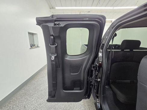 Used 2024 Nissan Frontier S w/ S Utility Package RWD image 26